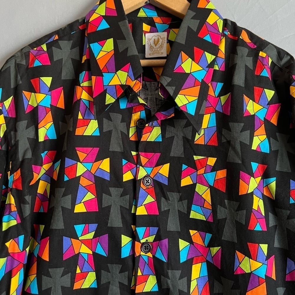 V Rocky Shirt Mens Large Cufflinks Cross Rainbow Festival Rave